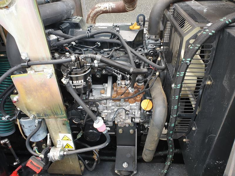 Compresor de aer Doosan 7 / 51: Foto 6 Compresor de aer Doosan 7 / 51: Foto 6