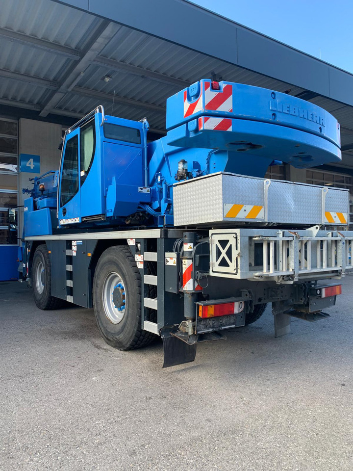 LIEBHERR LTM 1030-2.1 - Automacara: Foto 3 LIEBHERR LTM 1030-2.1 - Automacara: Foto 3