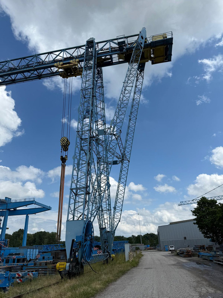 Voest Alpine P22 - Macara portal: Foto 3 Voest Alpine P22 - Macara portal: Foto 3