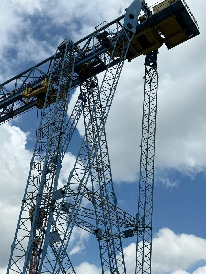 Voest Alpine P22 - Macara portal: Foto 4 Voest Alpine P22 - Macara portal: Foto 4