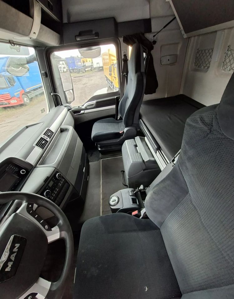 Cap tractor MAN TGX 18.440 Euro 5: Foto 13