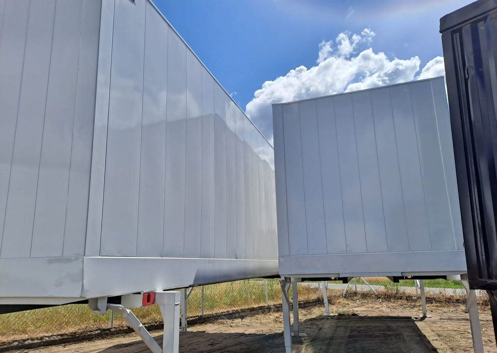 Inny KONTENER płaski 7,45 - Caroserie furgon: Foto 1 Inny KONTENER płaski 7,45 - Caroserie furgon: Foto 1