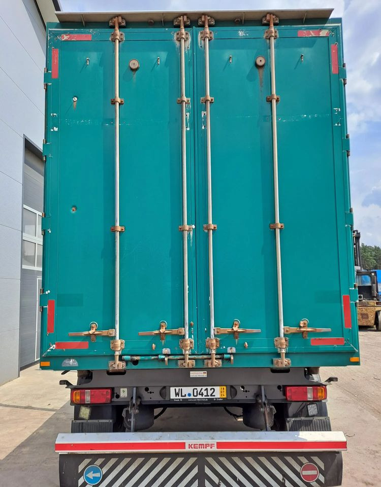 Kempf Przyczepa do przewozu drzewa + wywrot do zrębek - Remorcă transport busteni: Foto 5 Kempf Przyczepa do przewozu drzewa + wywrot do zrębek - Remorcă transport busteni: Foto 5