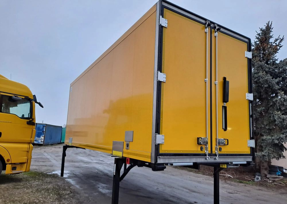 Krone Kontener Chłodnia BDF Izoterma NOWA - Caroserie furgon: Foto 1 Krone Kontener Chłodnia BDF Izoterma NOWA - Caroserie furgon: Foto 1