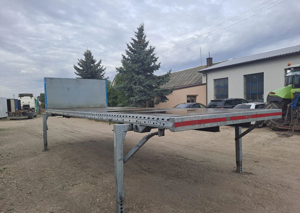 Krone Platforma 7,45 Ackermann - Platformă cu obloane: Foto 4 Krone Platforma 7,45 Ackermann - Platformă cu obloane: Foto 4