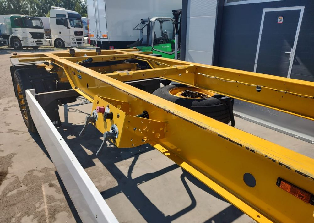 Krone Przyczepa BDF Krone - Remorcă transport containere/ Swap body: Foto 5 Krone Przyczepa BDF Krone - Remorcă transport containere/ Swap body: Foto 5