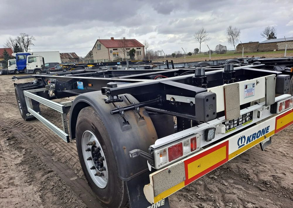 Krone Przyczepa Krone BDF 2017 rok - Remorcă transport containere/ Swap body: Foto 4 Krone Przyczepa Krone BDF 2017 rok - Remorcă transport containere/ Swap body: Foto 4