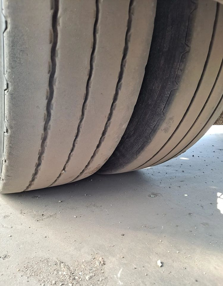 Krone Przyczepa Tandem - Remorcă transport containere/ Swap body: Foto 4 Krone Przyczepa Tandem - Remorcă transport containere/ Swap body: Foto 4