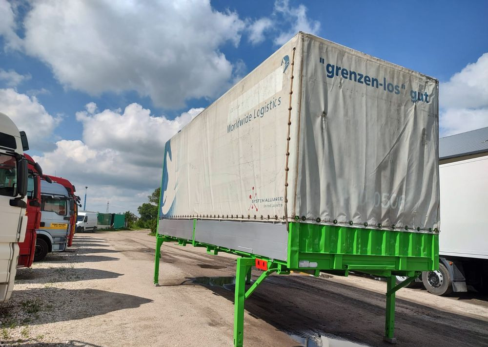 Krone Zabudowa BDF Krone 7.45 - Caroserie cu prelata: Foto 2 Krone Zabudowa BDF Krone 7.45 - Caroserie cu prelata: Foto 2