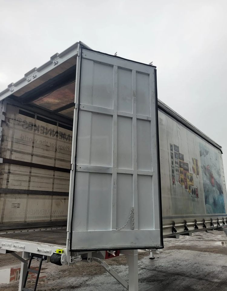 Krone Zabudowa BDF Krone 7,45m - Caroserie cu prelata: Foto 3 Krone Zabudowa BDF Krone 7,45m - Caroserie cu prelata: Foto 3