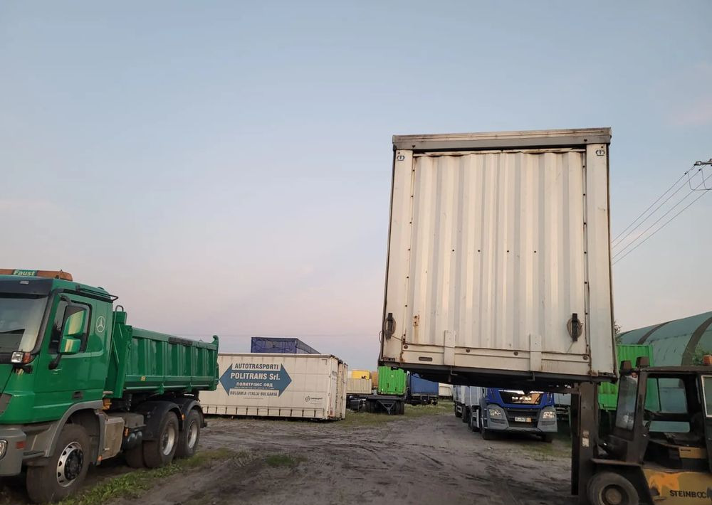 Krone Zabudowa Firanka - Caroserie cu prelata: Foto 4 Krone Zabudowa Firanka - Caroserie cu prelata: Foto 4