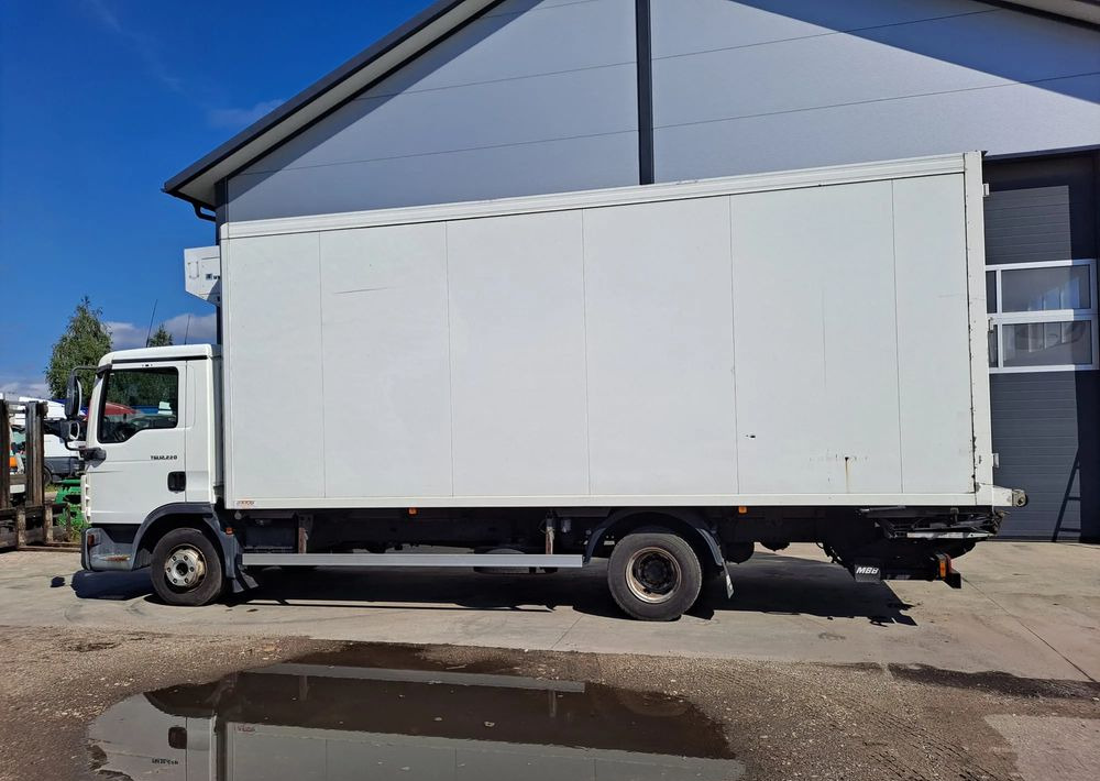 MAN TGL 12.220 Chłodnia agregat WKD-II SR - Camion frigider: Foto 1 MAN TGL 12.220 Chłodnia agregat WKD-II SR - Camion frigider: Foto 1