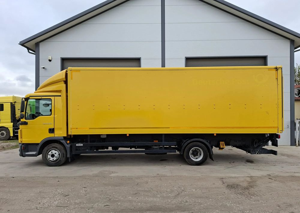 MAN TGL 12.250 Kontener - Camion furgon: Foto 1 MAN TGL 12.250 Kontener - Camion furgon: Foto 1