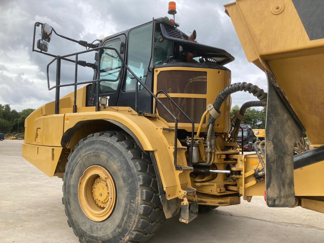 CATERPILLAR 745 - Camion articulat: Foto 2 CATERPILLAR 745 - Camion articulat: Foto 2