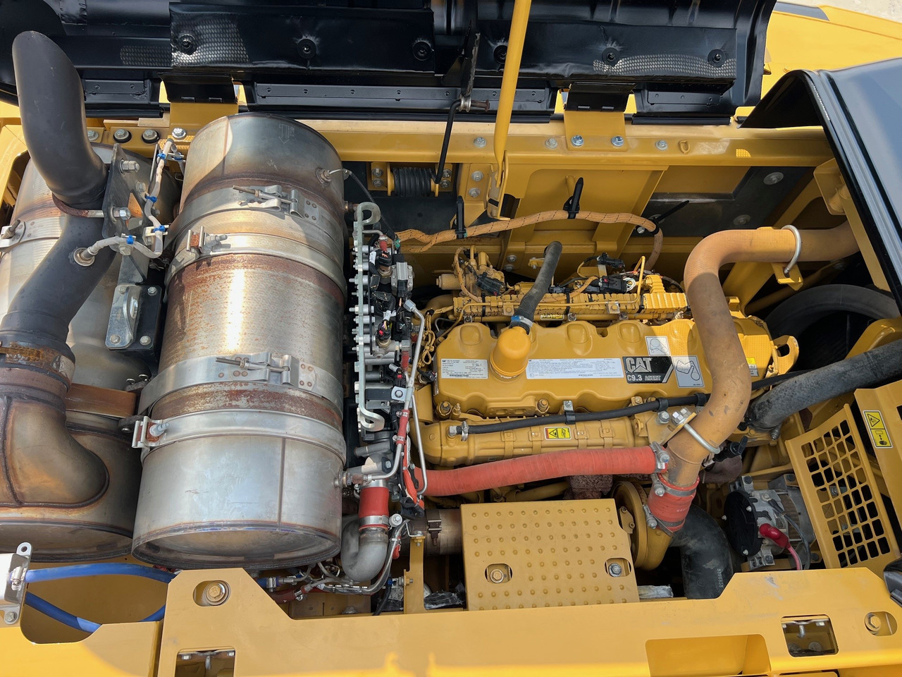 Excavator pentru manipulare de materiale CATERPILLAR MH336F: Foto 9