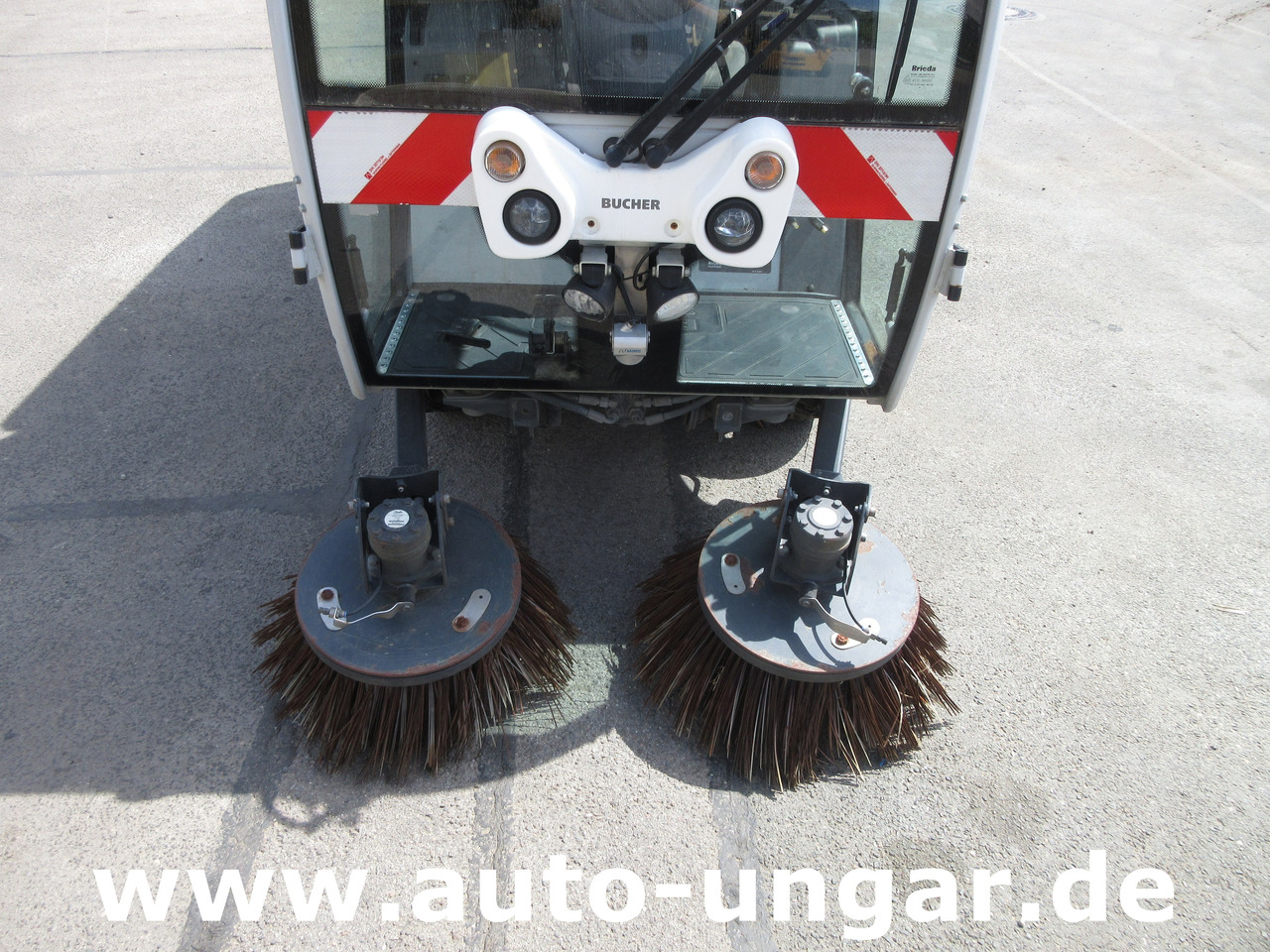 BUCHER CityCat CC1000 ERSATZTEILTRÄGER Kehrmaschine SPAREPARTS - Măturătoare stradală: Foto 3 BUCHER CityCat CC1000 ERSATZTEILTRÄGER Kehrmaschine SPAREPARTS - Măturătoare stradală: Foto 3