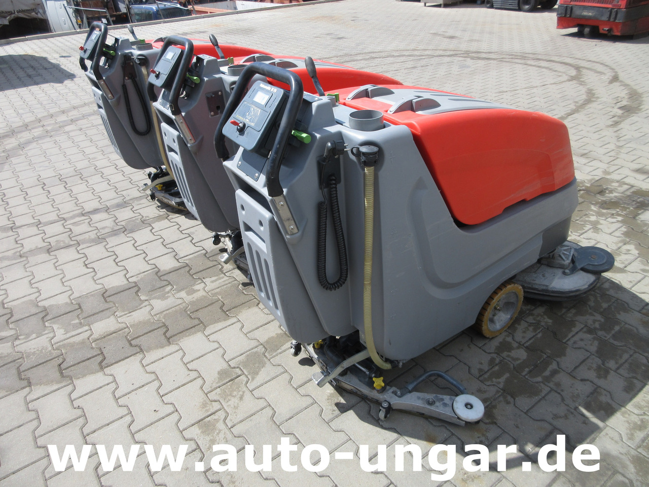 HAKO B70 Scrubber Scheuersaugmaschine Bodenreinigungsmaschine - Echipament curățenie: Foto 4 HAKO B70 Scrubber Scheuersaugmaschine Bodenreinigungsmaschine - Echipament curățenie: Foto 4