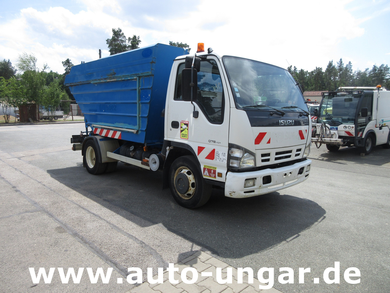 ISUZU NQR Smoother Q75 Y07 Müllwagen 8m³ TECNO 7.500kg Kipper Presse Lifter - Autogunoiere: Foto 1 ISUZU NQR Smoother Q75 Y07 Müllwagen 8m³ TECNO 7.500kg Kipper Presse Lifter - Autogunoiere: Foto 1