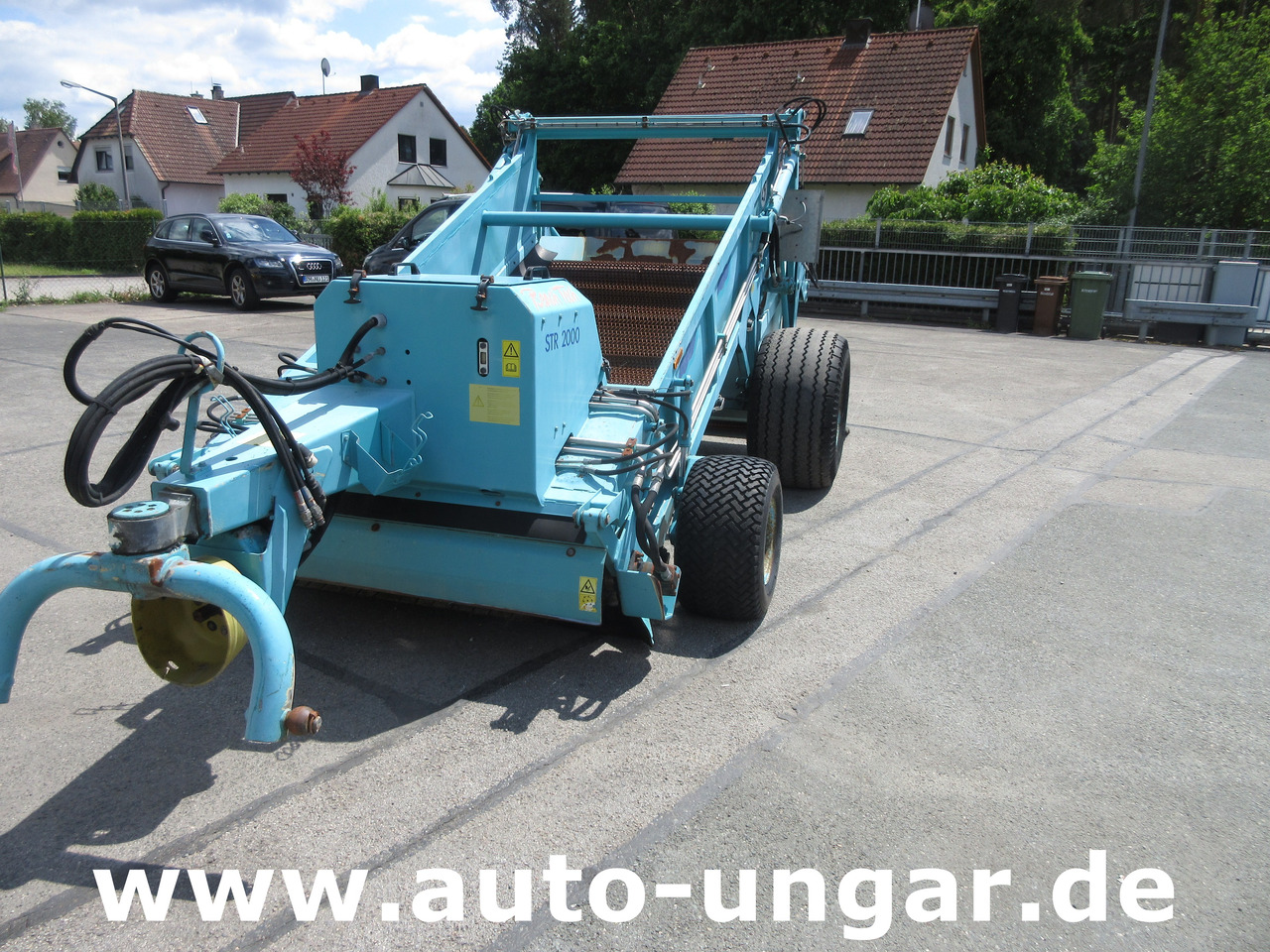 Kässbohrer BeachTech STR 2000 BeachCleaner Strandreiniger καθαριστής παραλίας - Echipament curățenie: Foto 2 Kässbohrer BeachTech STR 2000 BeachCleaner Strandreiniger καθαριστής παραλίας - Echipament curățenie: Foto 2