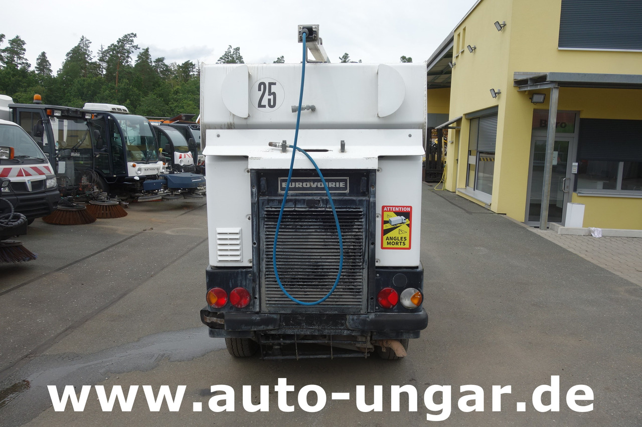 Bucher CityCat CC 2020 Bj. 2011 Schwemmfahrzeug Streetwasher Laveuse CityLav - Maşina comunala: Foto 5 Bucher CityCat CC 2020 Bj. 2011 Schwemmfahrzeug Streetwasher Laveuse CityLav - Maşina comunala: Foto 5