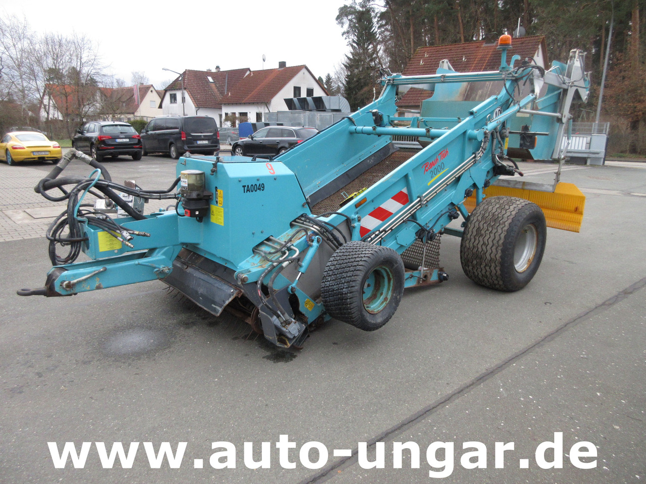 Kässbohrer BeachTech 2000 Strandreiniger Beachcleaner Nettoyeur Cribleuse de Plage - Maşina comunala: Foto 3 Kässbohrer BeachTech 2000 Strandreiniger Beachcleaner Nettoyeur Cribleuse de Plage - Maşina comunala: Foto 3