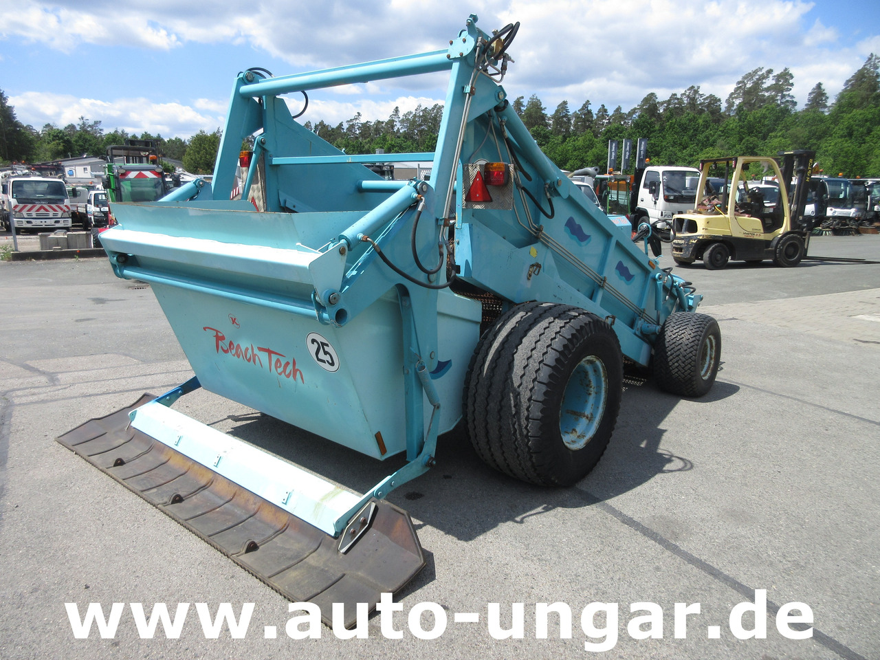 Kässbohrer BeachTech STR 2000 BeachCleaner Strandreiniger καθαριστής παραλίας - Maşina comunala: Foto 4 Kässbohrer BeachTech STR 2000 BeachCleaner Strandreiniger καθαριστής παραλίας - Maşina comunala: Foto 4