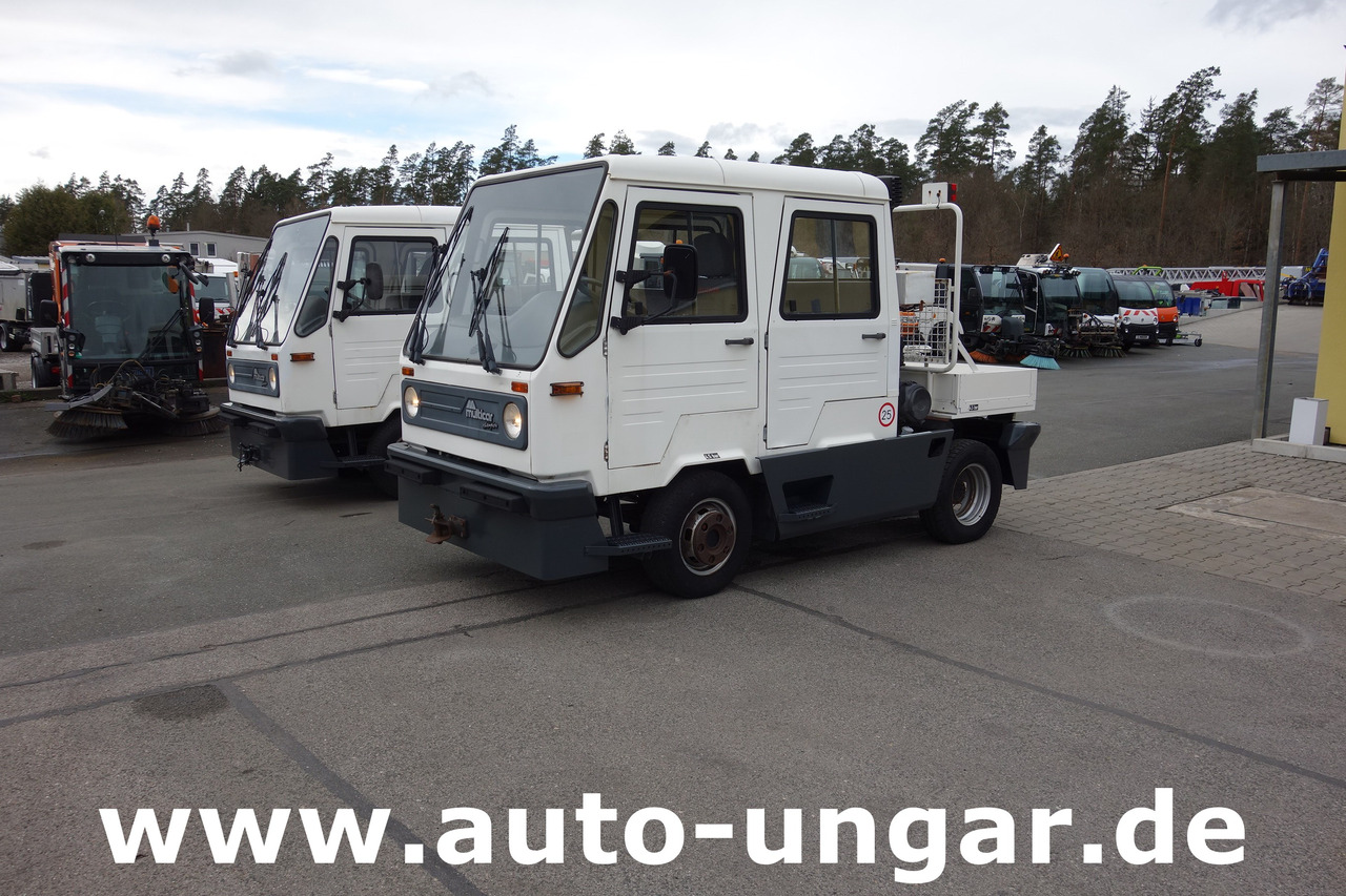 Multicar M26 Champion Flugzeugschlepper Doka GSE Airport Push Back Industrieschlepper - Tractor pentru aeronave: Foto 2 Multicar M26 Champion Flugzeugschlepper Doka GSE Airport Push Back Industrieschlepper - Tractor pentru aeronave: Foto 2