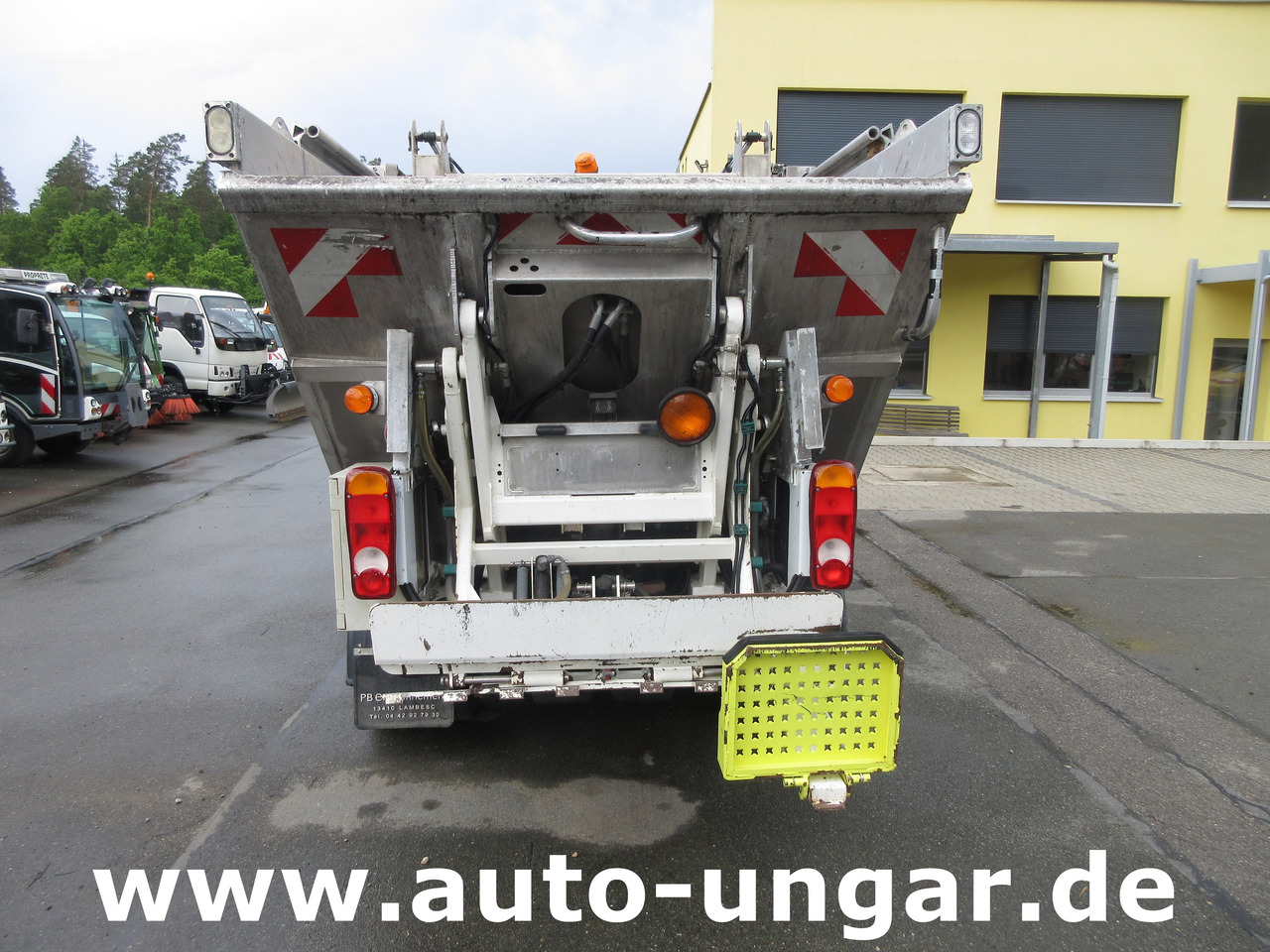 NISSAN Cabstar Faun City - Provence Benne Müllwagen Lifter Presse Kipper 3.500kg - Autogunoiere: Foto 5 NISSAN Cabstar Faun City - Provence Benne Müllwagen Lifter Presse Kipper 3.500kg - Autogunoiere: Foto 5