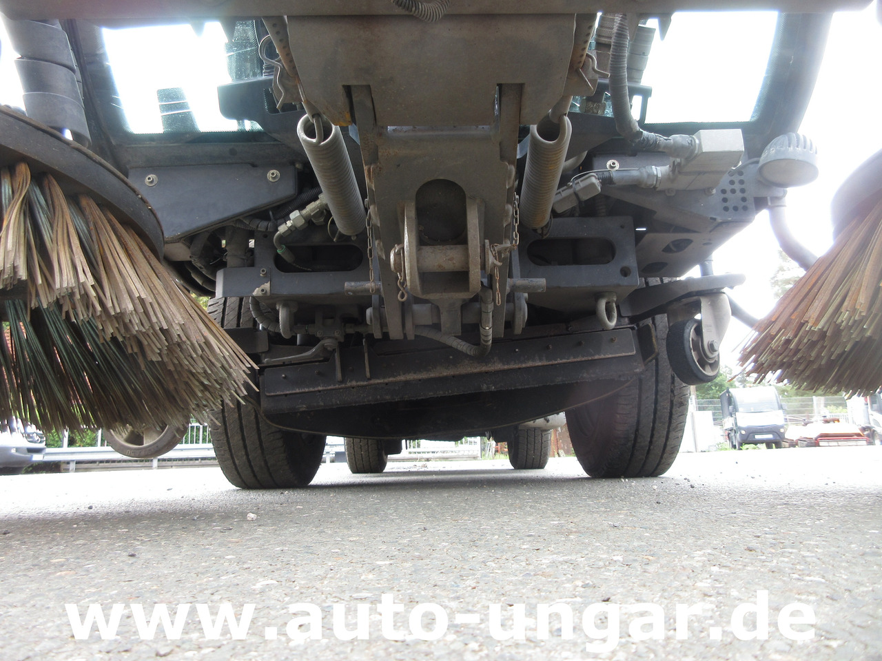 Nilfisk CR3500 CityRanger Schmidt Flexigo Multigo 4x4 Kehrmaschine Geräteträger - Măturătoare stradală: Foto 4 Nilfisk CR3500 CityRanger Schmidt Flexigo Multigo 4x4 Kehrmaschine Geräteträger - Măturătoare stradală: Foto 4