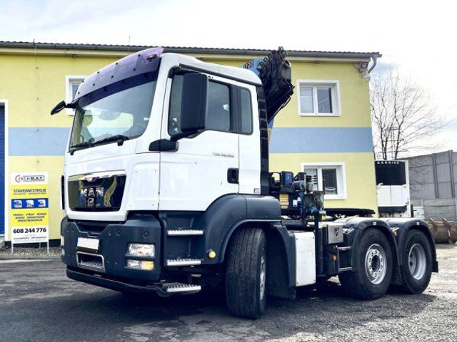 MAN 6x2 TGA 26.360 +17m HMF - Cap tractor: Foto 1 MAN 6x2 TGA 26.360 +17m HMF - Cap tractor: Foto 1