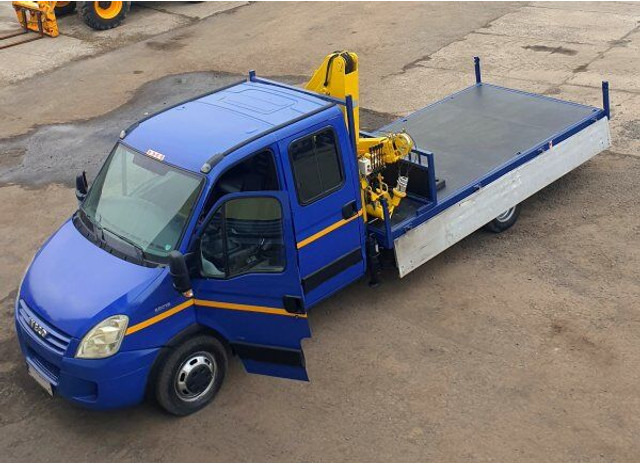 Iveco 50C18 Daily 3.D 16V +Effer - Autoutilitară cu platformă, Autoutilitară cabină dublă: Foto 3 Iveco 50C18 Daily 3.D 16V +Effer - Autoutilitară cu platformă, Autoutilitară cabină dublă: Foto 3