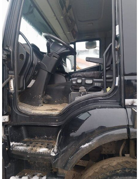 Iveco Trakker 450 - Camion basculantă: Foto 5 Iveco Trakker 450 - Camion basculantă: Foto 5