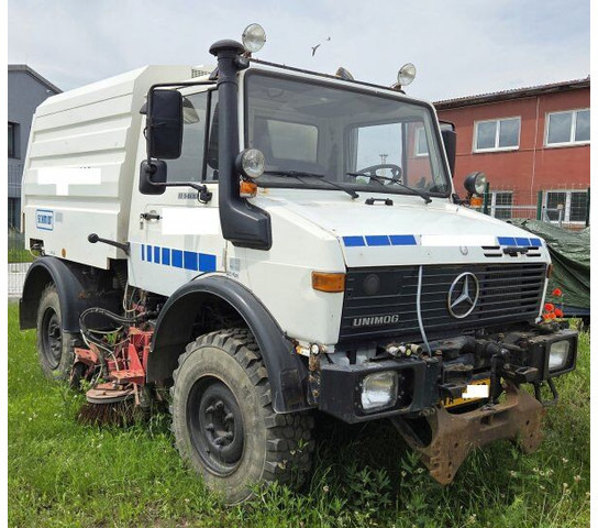 Mercedes-Benz Unimog 1400 +Schmidt SK320 - Utilaje constructii: Foto 1 Mercedes-Benz Unimog 1400 +Schmidt SK320 - Utilaje constructii: Foto 1