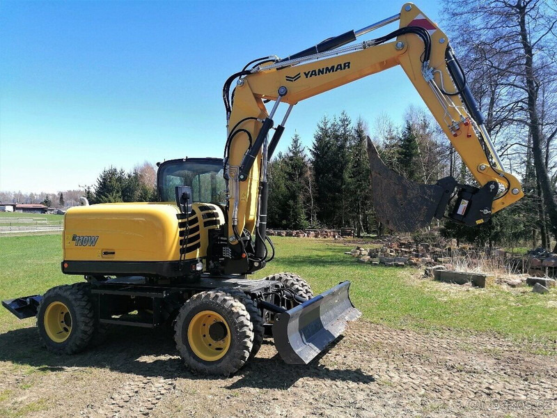Yanmar B110 W - Excavator pe roţi: Foto 1 Yanmar B110 W - Excavator pe roţi: Foto 1