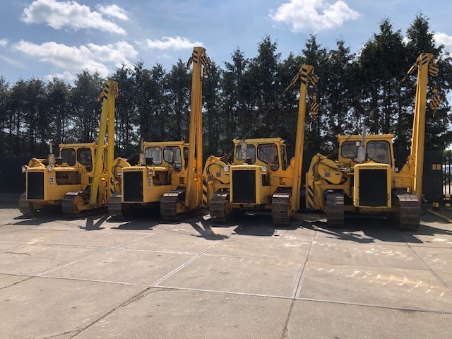 CATERPILLAR 561C - Lansator de conducte: Foto 1 CATERPILLAR 561C - Lansator de conducte: Foto 1