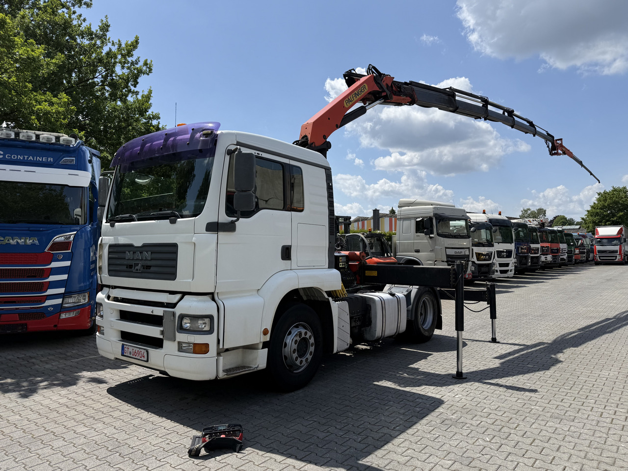 MAN TGA 18.430 Kran Palfinger 16502 bis 26.5 Meter - Cap tractor: Foto 1 MAN TGA 18.430 Kran Palfinger 16502 bis 26.5 Meter - Cap tractor: Foto 1