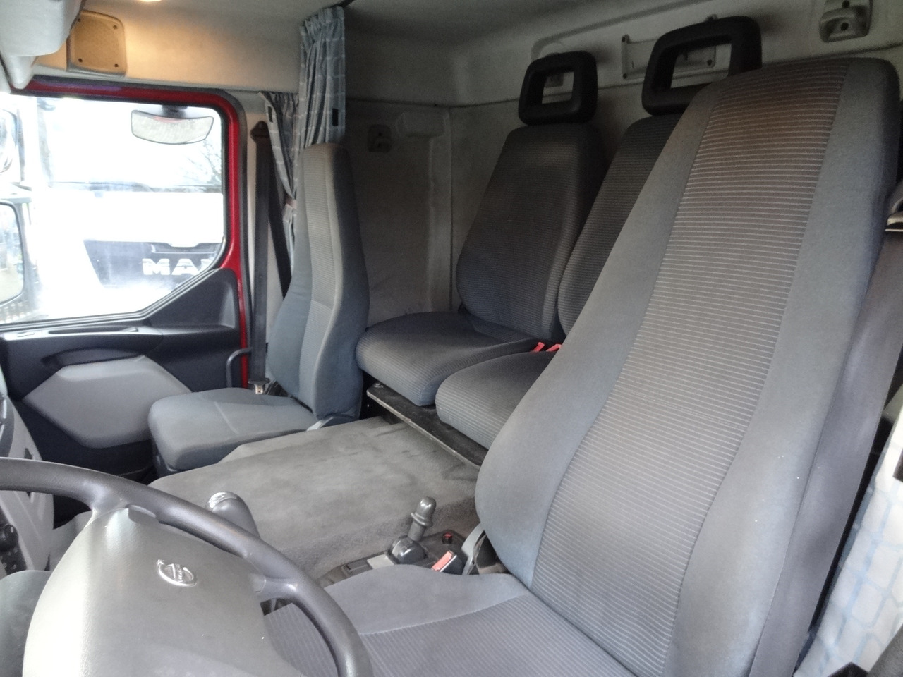 Volvo FE320 Fahrschule/ driving school - Cap tractor: Foto 4 Volvo FE320 Fahrschule/ driving school - Cap tractor: Foto 4