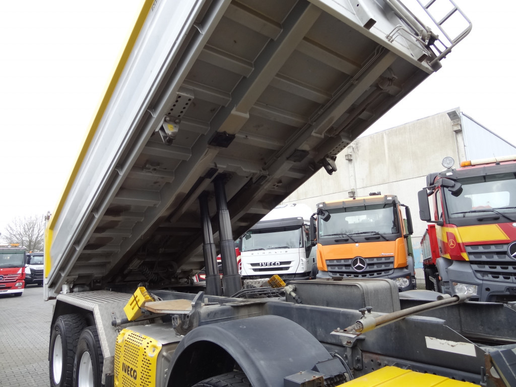 Iveco Trakker 450 8X4 Meiller - Camion basculantă: Foto 4 Iveco Trakker 450 8X4 Meiller - Camion basculantă: Foto 4