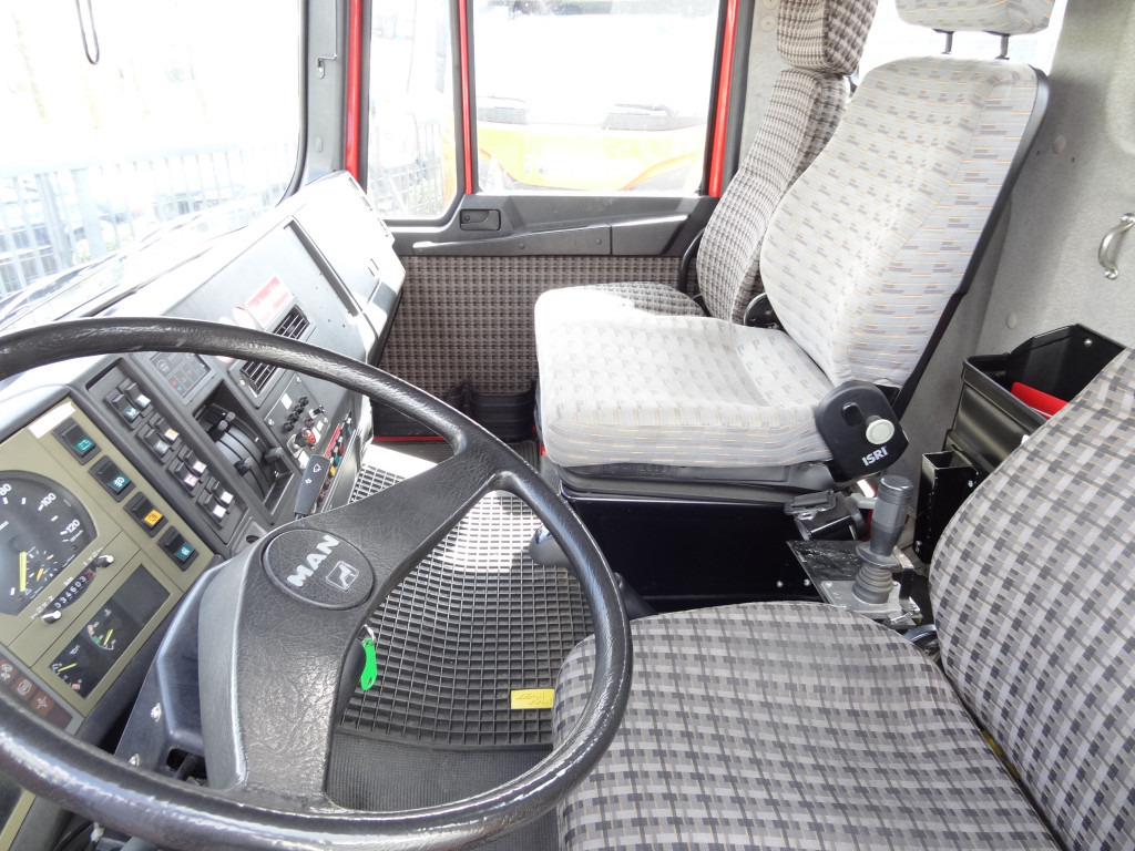 Leasing de MAN F90 16.242 4X4 / Feuerwehr MAN F90 16.242 4X4 / Feuerwehr: Foto 7
