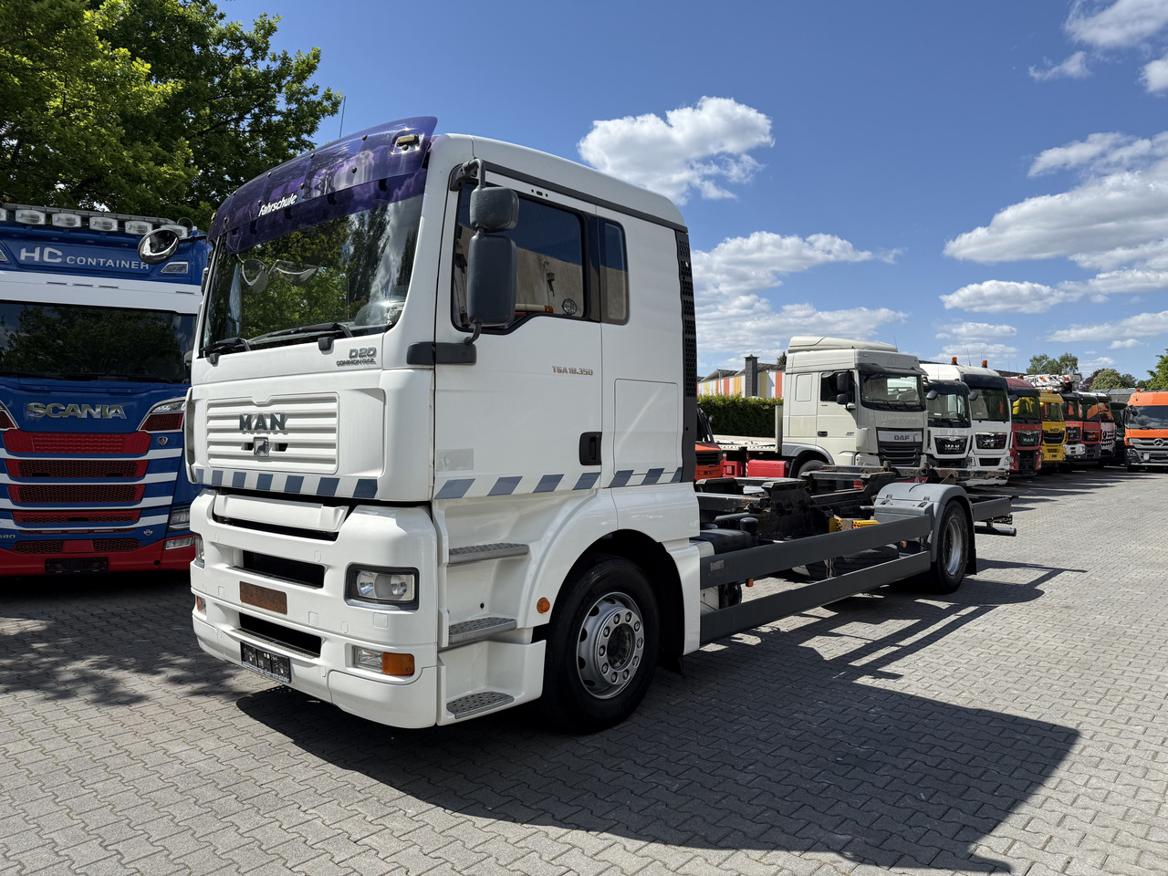 MAN TGA 18.350 4X2 LL Fahrschule - Camion transport containere/ Swap body: Foto 1 MAN TGA 18.350 4X2 LL Fahrschule - Camion transport containere/ Swap body: Foto 1