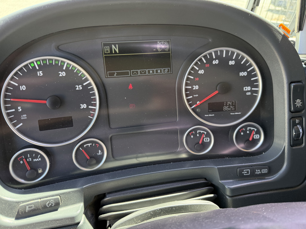Camion platformă, Camion cu macara MAN TGL 8.180 Palfinger 6501: Foto 7