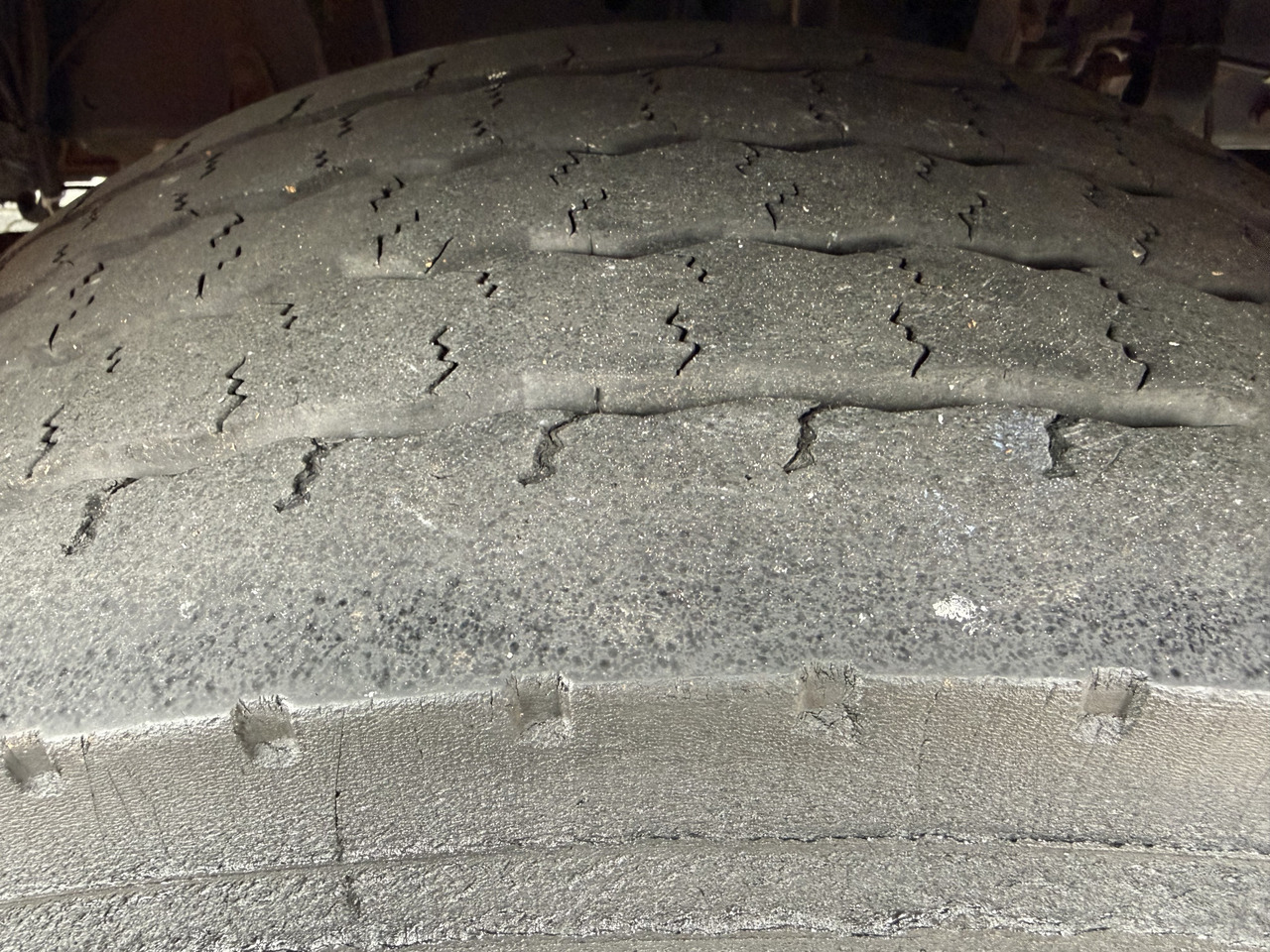 MAN TGS 26.360 6X2 Palfinger 27002 bis 26.5 Meter - Camion platformă, Camion cu macara: Foto 4 MAN TGS 26.360 6X2 Palfinger 27002 bis 26.5 Meter - Camion platformă, Camion cu macara: Foto 4