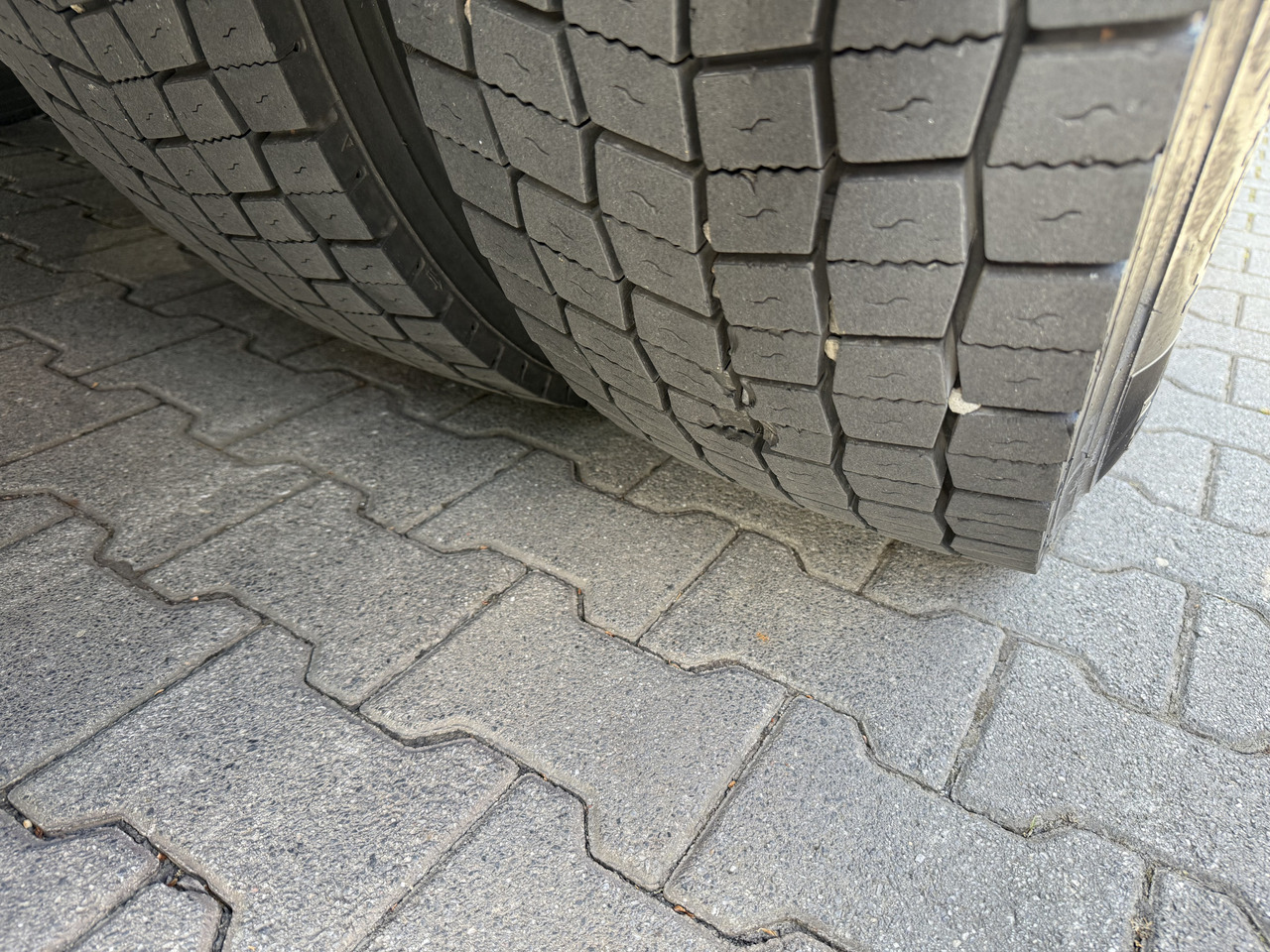 MAN TGS 28.440 6X4H-4 Atlas 290 bis 24 Meter - Camion platformă, Camion cu macara: Foto 3 MAN TGS 28.440 6X4H-4 Atlas 290 bis 24 Meter - Camion platformă, Camion cu macara: Foto 3