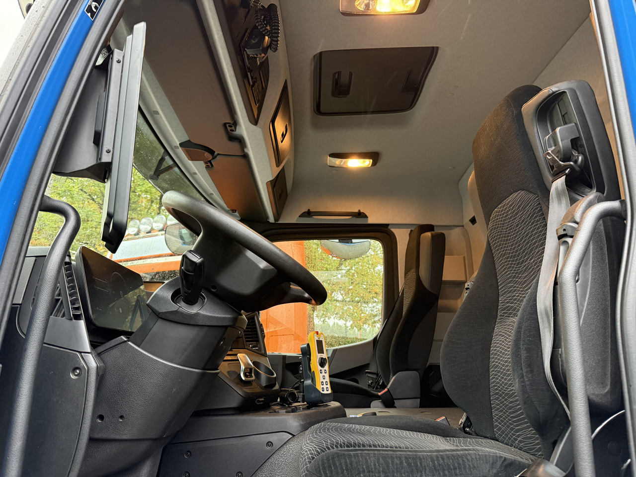 Mercedes-Benz Actros MP5 2546 6X2 Meiller RS21 - Camion cu cârlig: Foto 3 Mercedes-Benz Actros MP5 2546 6X2 Meiller RS21 - Camion cu cârlig: Foto 3