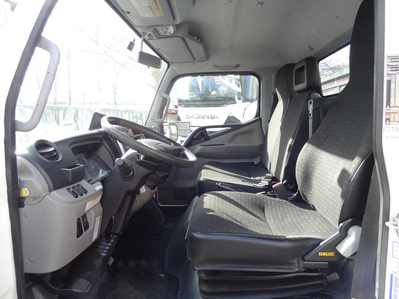 Mitsubishi Fuso 7C18 Meiller - Camion basculantă: Foto 4 Mitsubishi Fuso 7C18 Meiller - Camion basculantă: Foto 4