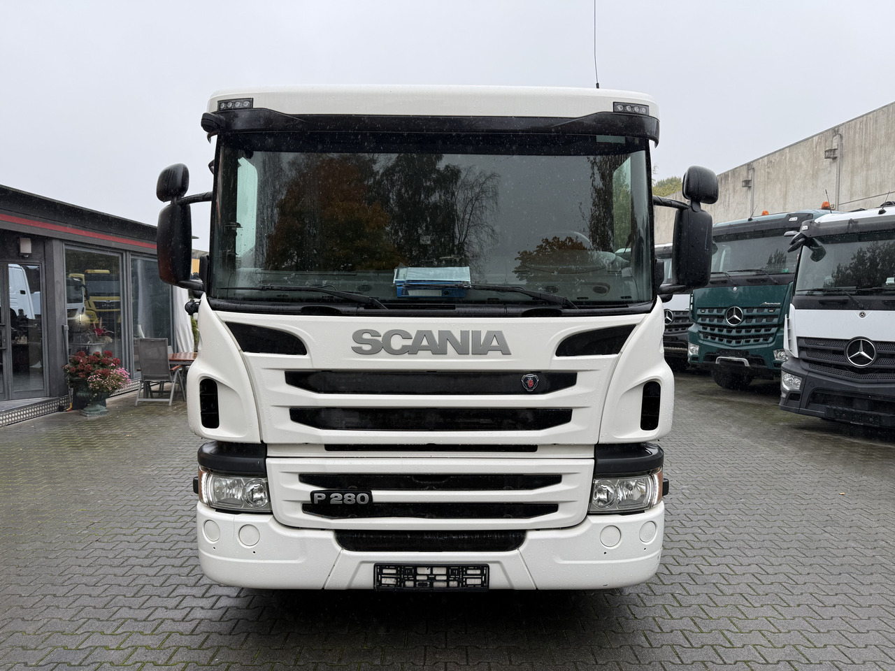Scania P280 6X2*4 - Camion şasiu: Foto 2 Scania P280 6X2*4 - Camion şasiu: Foto 2