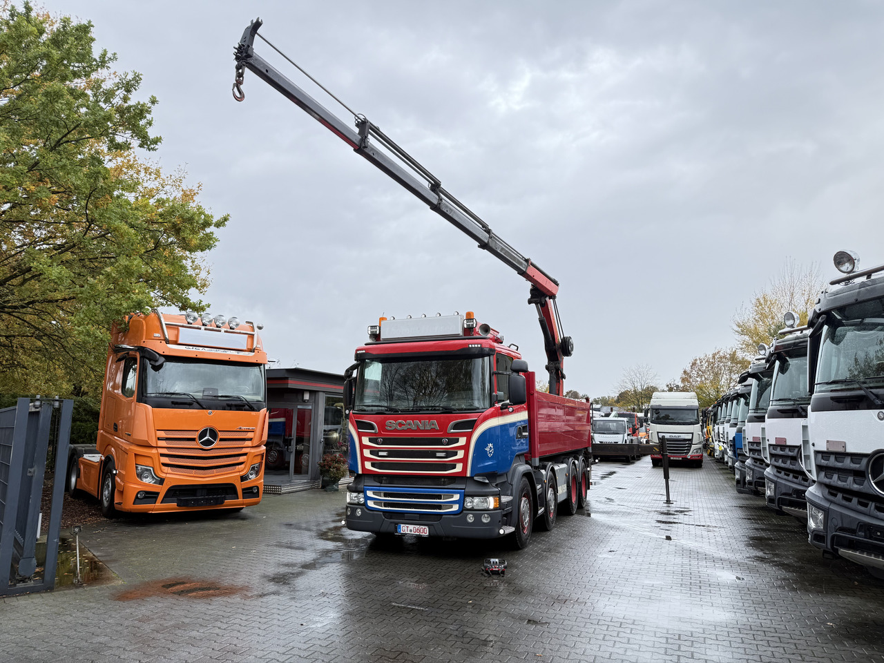 Scania R580 V8 8X4 Kipper Kran Palfinger 22002 - Camion cu macara, Camion basculantă: Foto 2 Scania R580 V8 8X4 Kipper Kran Palfinger 22002 - Camion cu macara, Camion basculantă: Foto 2