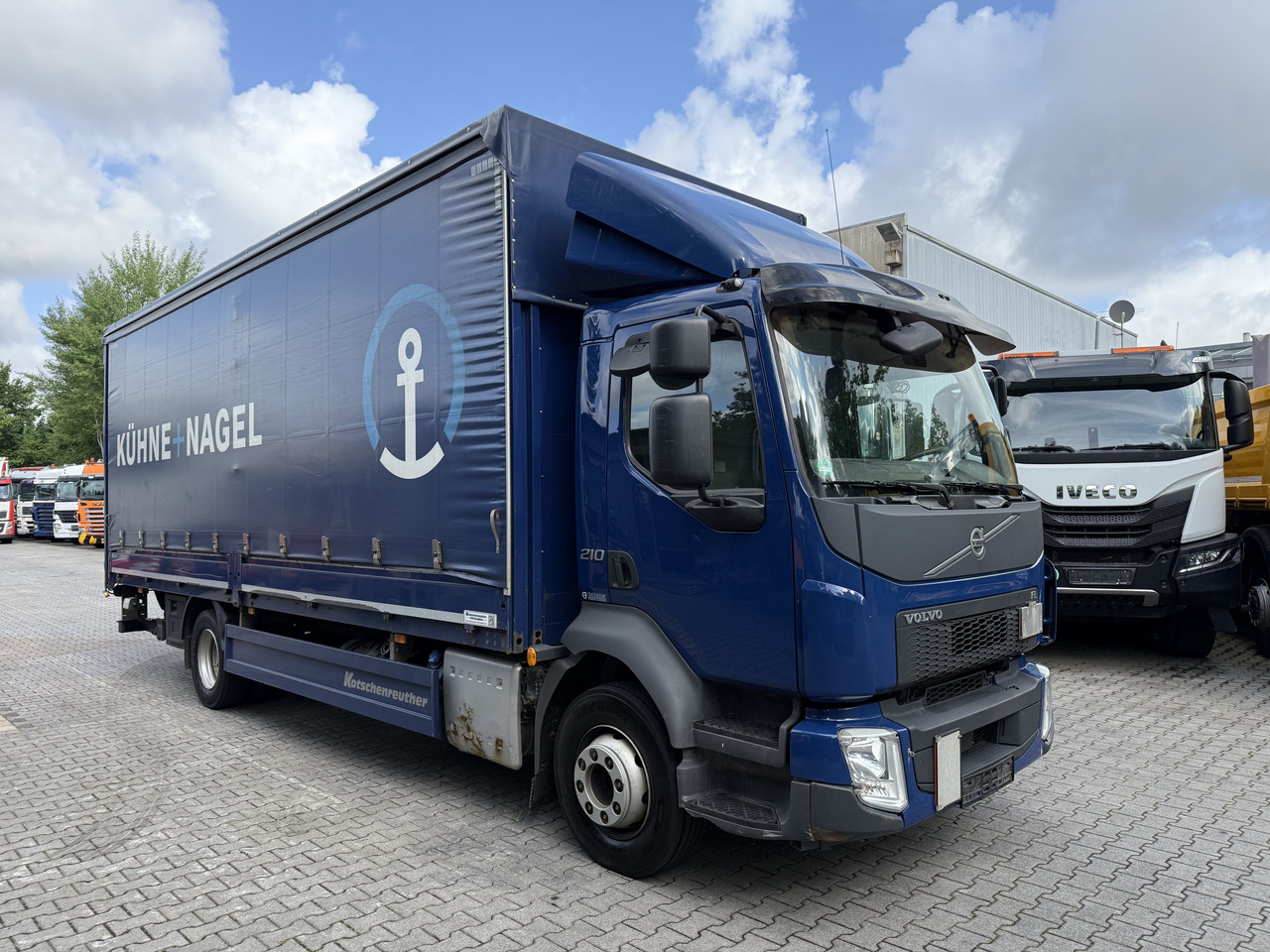 Camion cu prelată Volvo FL210 14 Tonner: Foto 9 Camion cu prelată Volvo FL210 14 Tonner: Foto 9