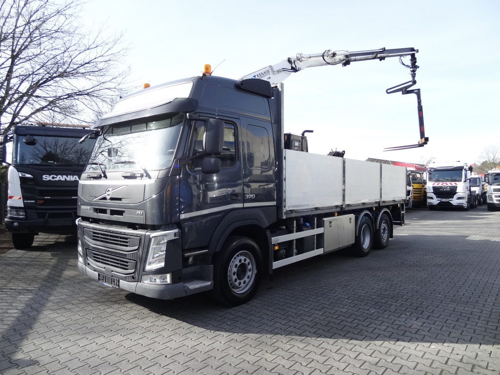 Volvo FM370 6X2*4 Kennis K14 Kran - Camion platformă, Camion cu macara: Foto 1 Volvo FM370 6X2*4 Kennis K14 Kran - Camion platformă, Camion cu macara: Foto 1