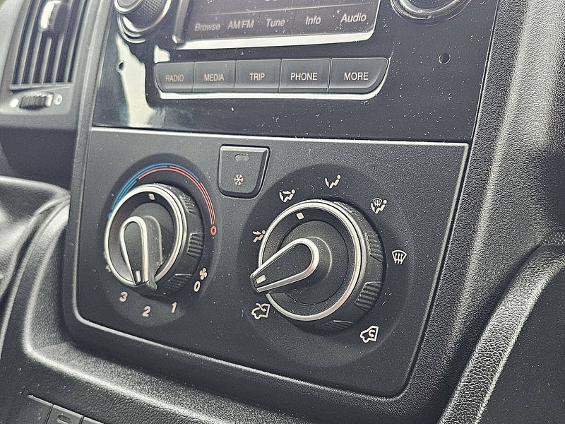 Autoutilitară compactă Citroën Jumper 2.2 HDI 140 L2H2: Foto 10